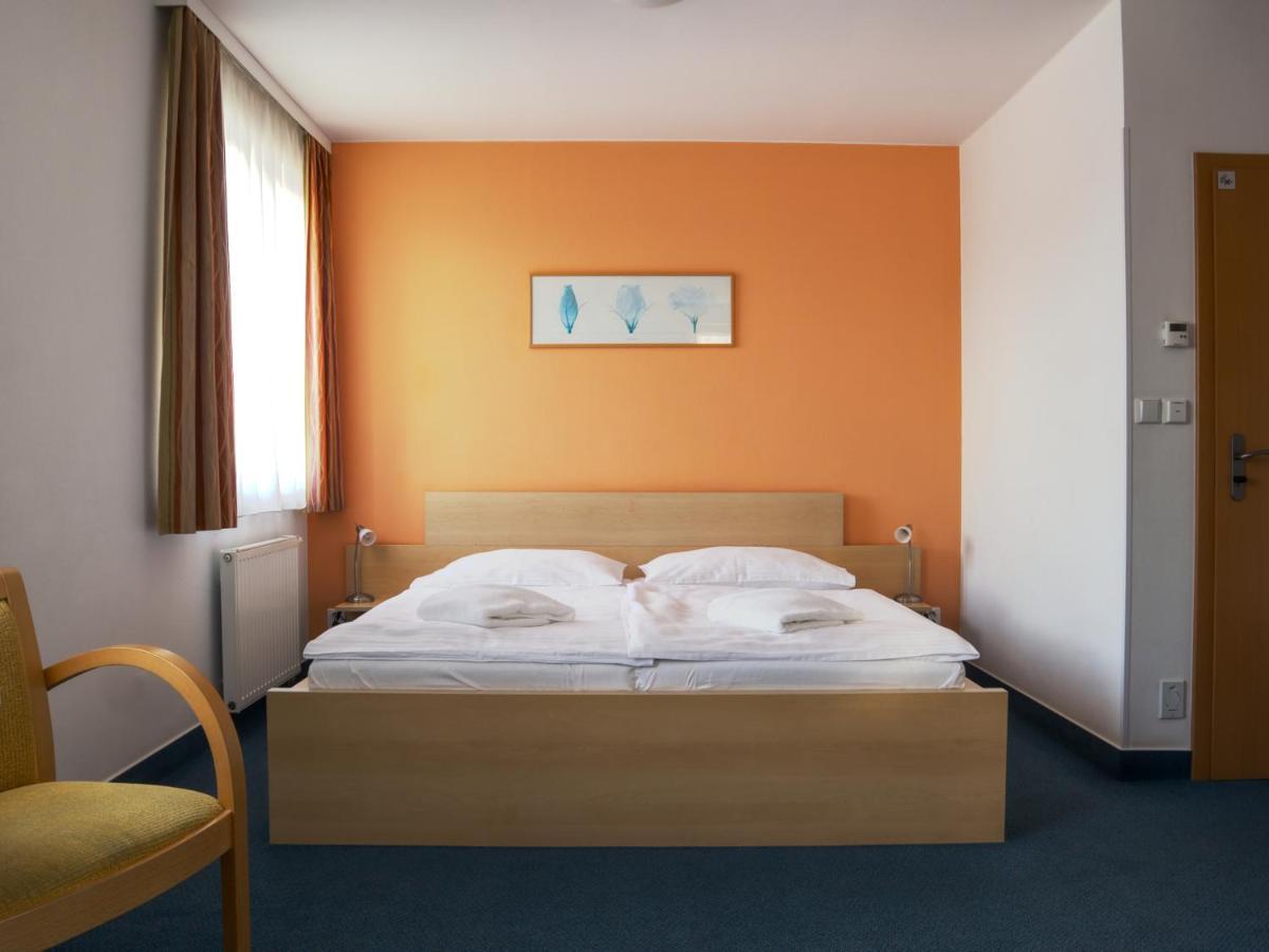Penzion Krumlov - Massage Studio Český Krumlov Exteriör bild
